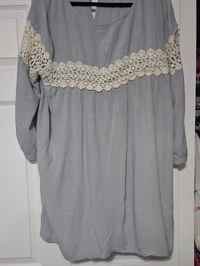 Kori Light Gray Tunic with Cream Lace Trim